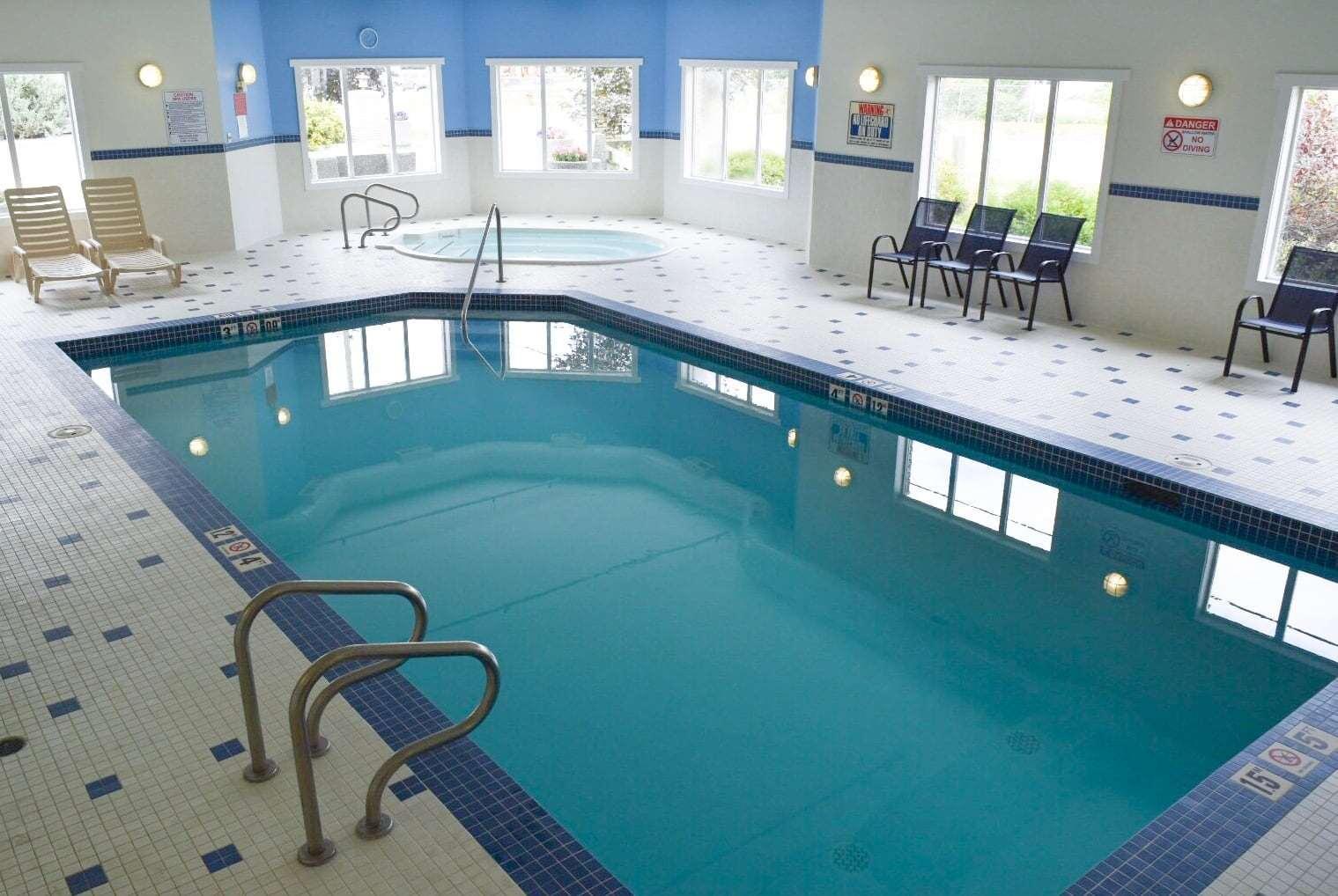 Ramada Golden Hotel Kültér fotó