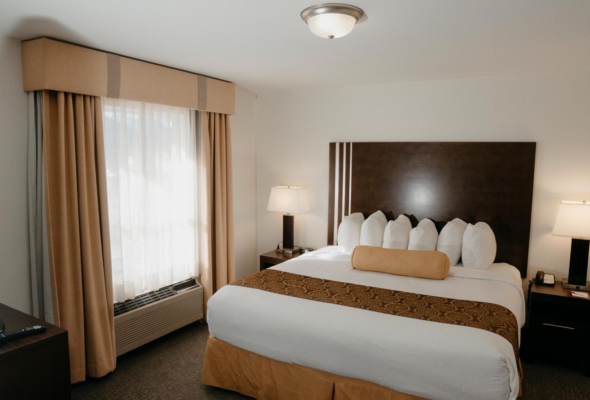 Ramada Golden Hotel Kültér fotó