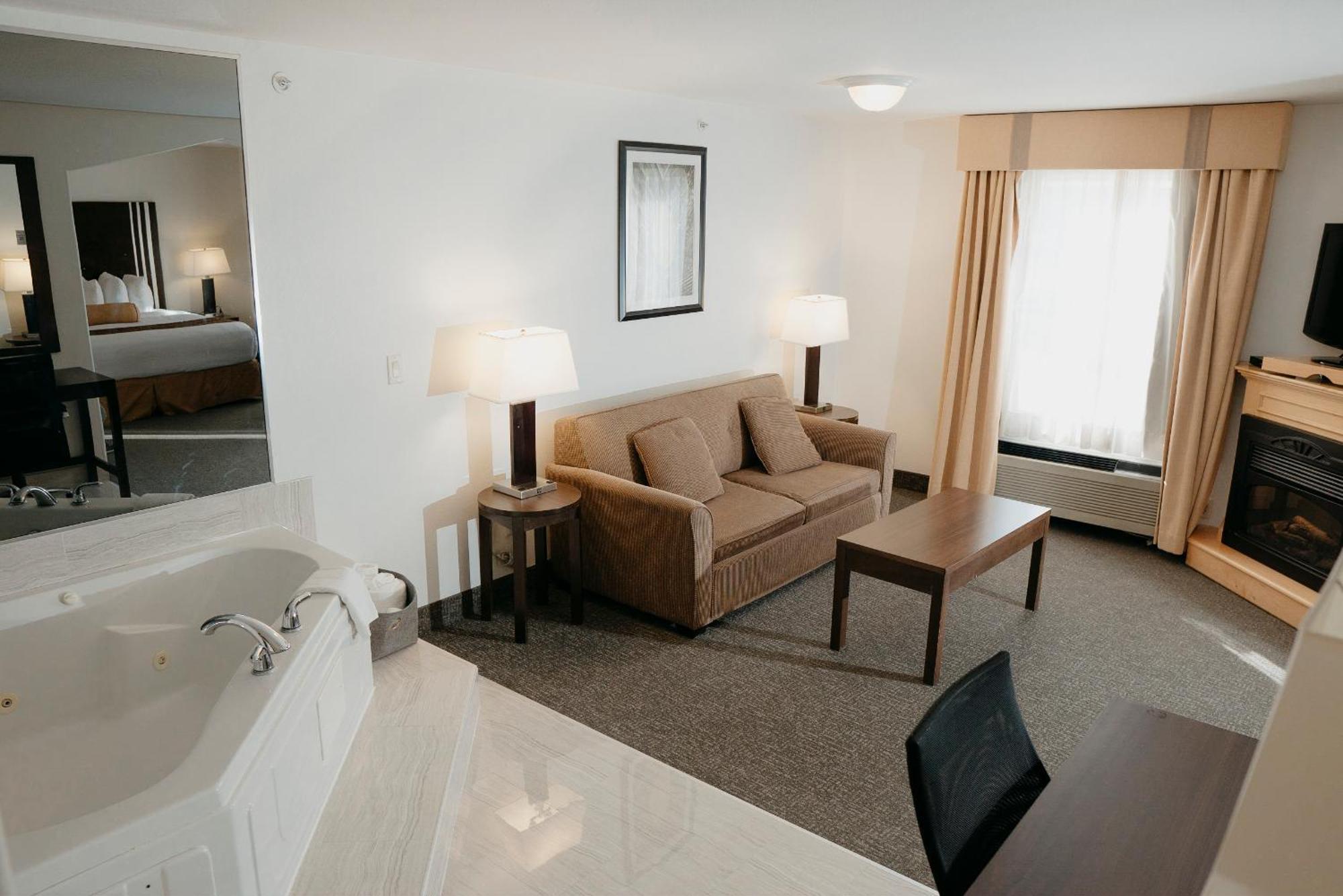 Ramada Golden Hotel Kültér fotó