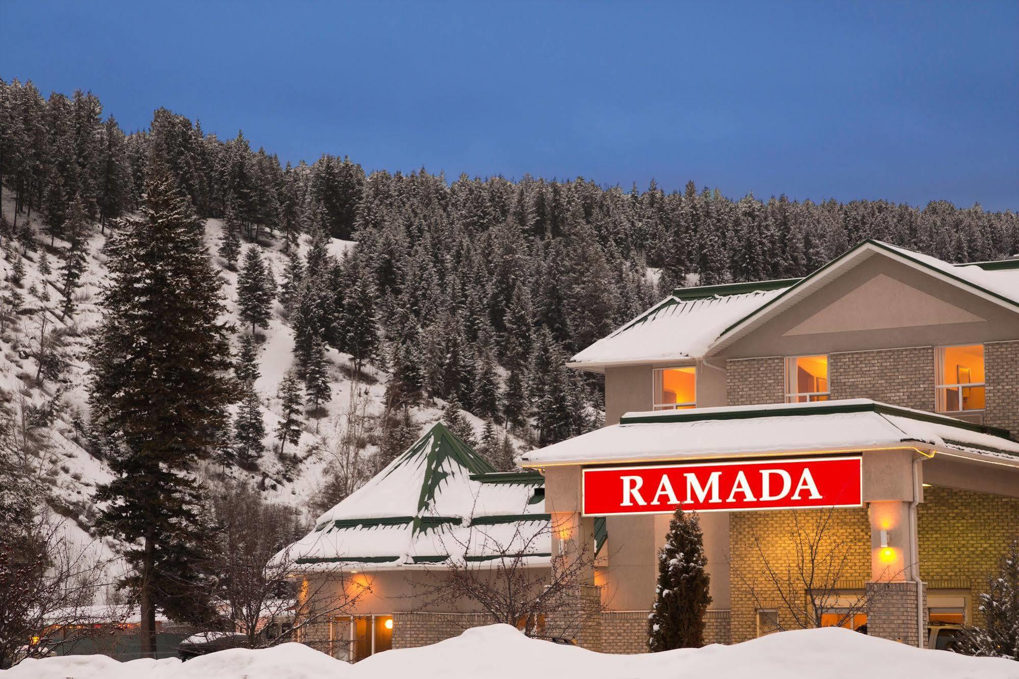 Ramada Golden Hotel Kültér fotó